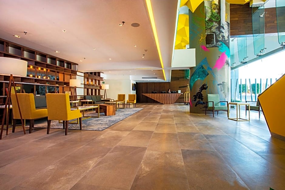 Krystal Urban Guadalajara