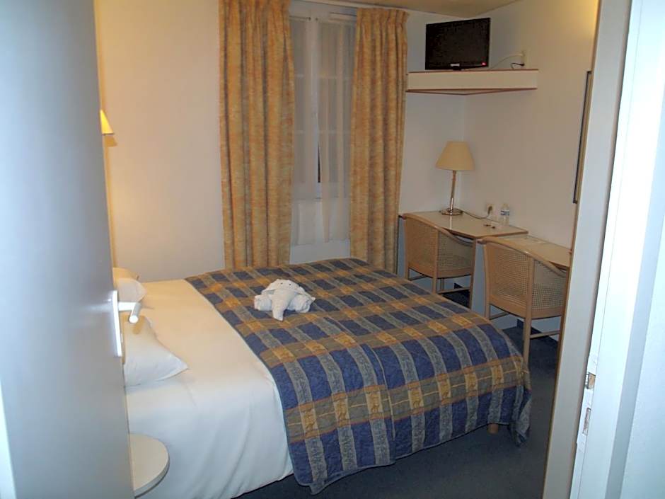 Hotel De La Mer