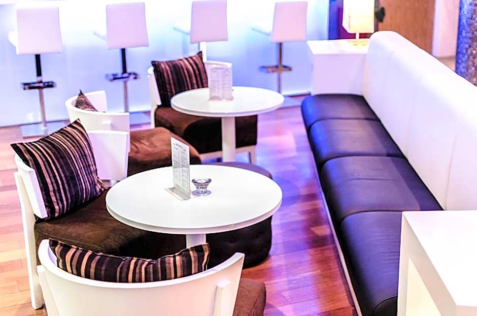 Royal Park Boutique Hotel
