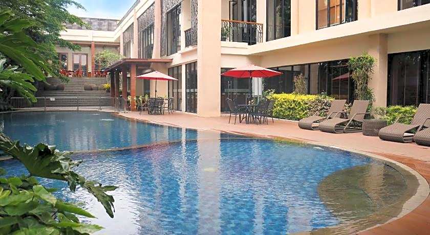 Emersia Hotel & Resort Batusangkar