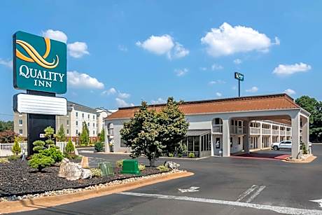 Quality Inn McDonough Atlanta South