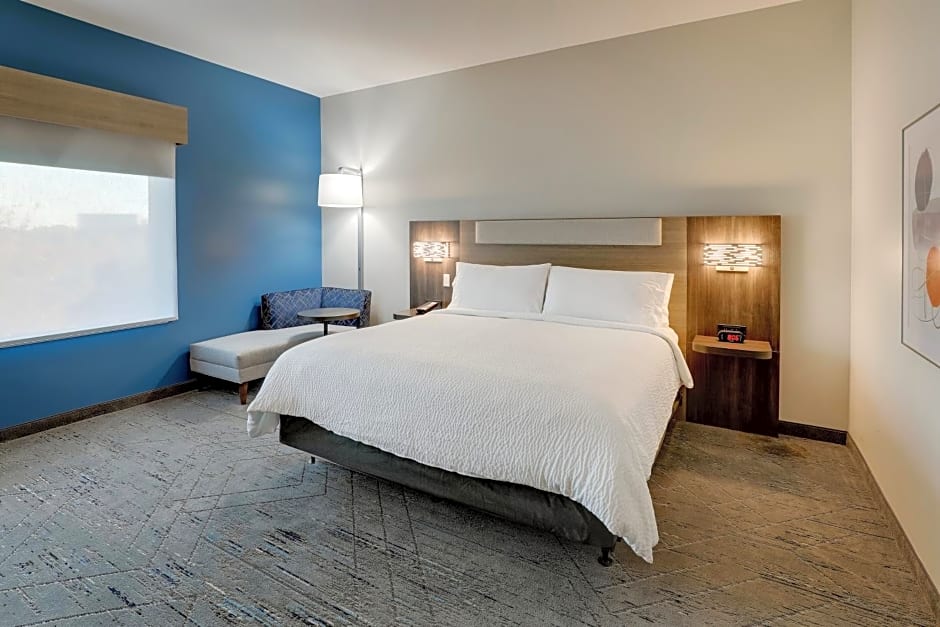Holiday Inn Express Holly Springs - Raleigh Area By IHG