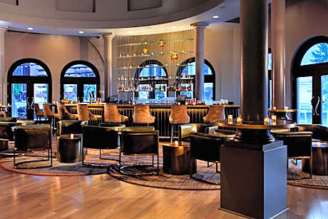 Renaissance Reno Downtown Hotel & Spa