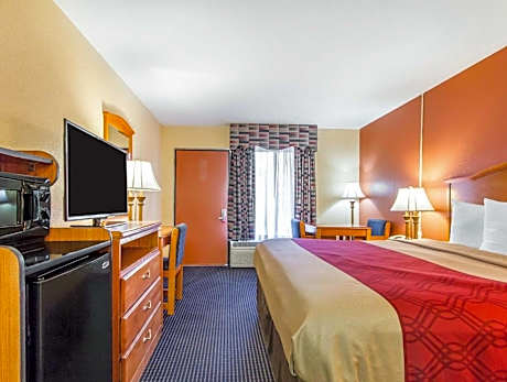 1 King Bed Nonsmoking