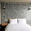 IZEN Budget Hotel & Residences (Plus)