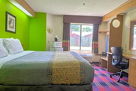 Classic Inn By OYO I- 240 Near Memphis Airport