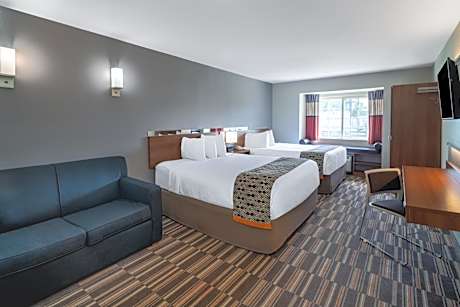Suite with Two Queen Beds - Non-Smoking