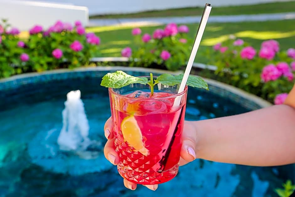 Mandraki Village Boutique Hotel