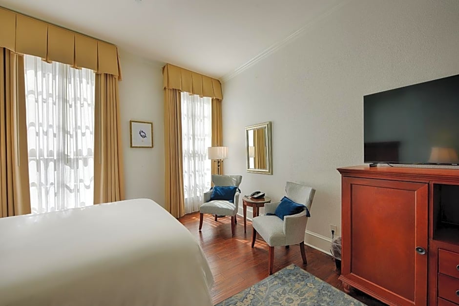 voco St. James Hotel By IHG