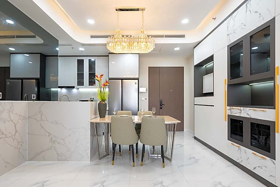 Convinia Luxury The Peak Midtown