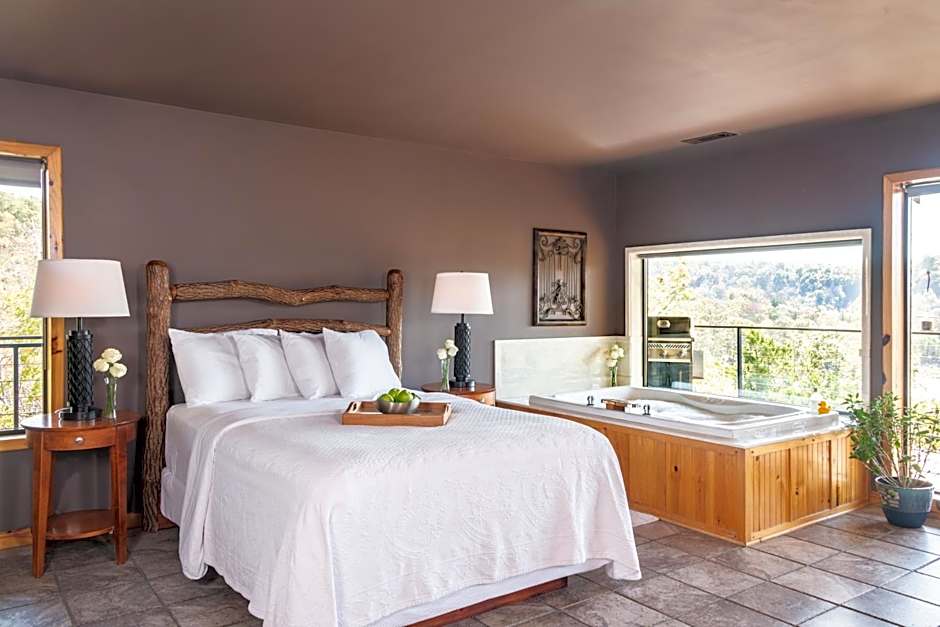 Beaver Lakefront Cabins - Couples Only Getaways