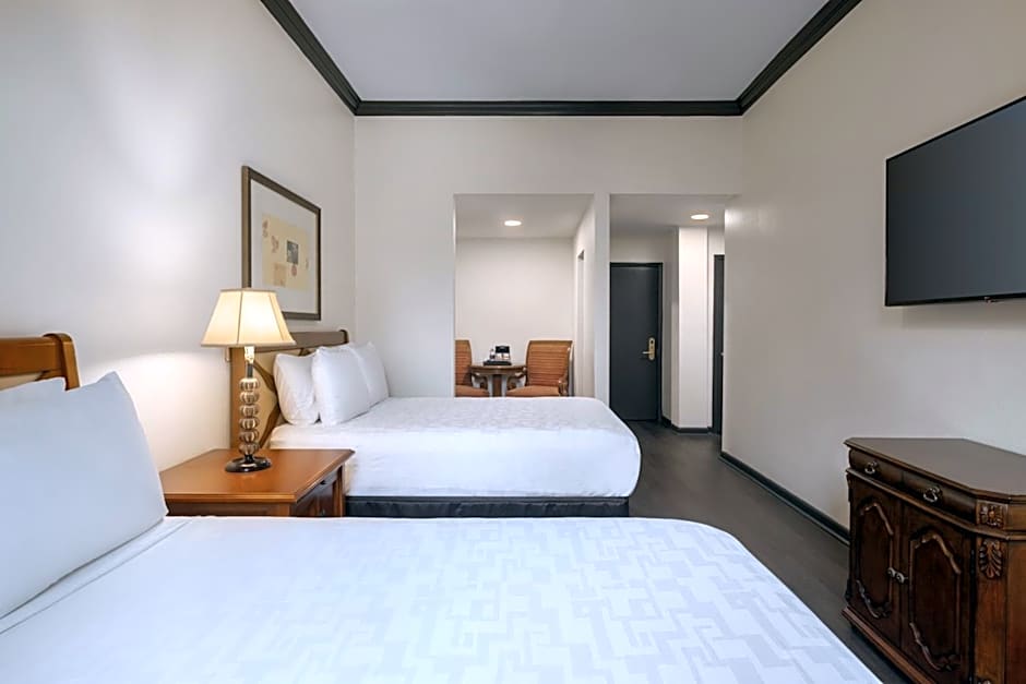 Le Richelieu Hotel in the French Quarter