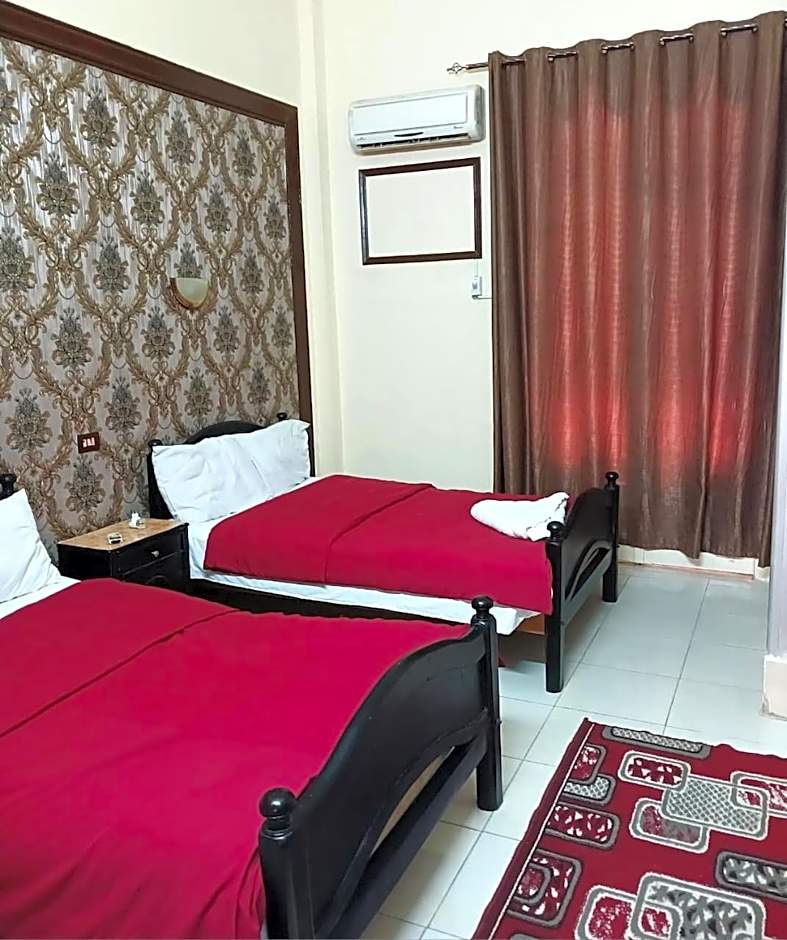 New Palace Hotel