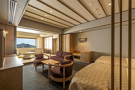 Japanese Western Room for 5 People