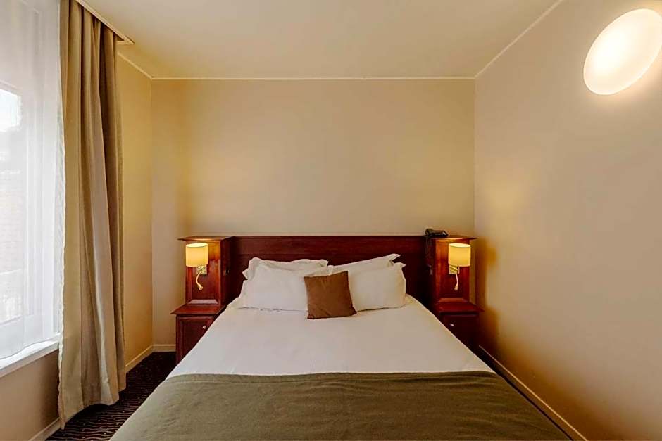 Metropol Hotel