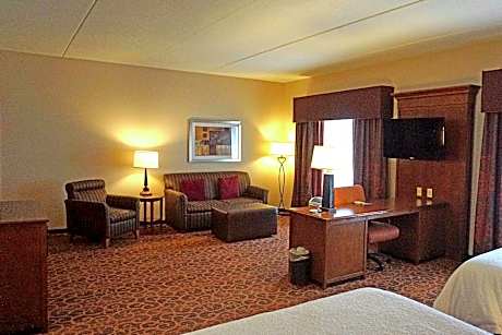 2 QUEEN BEDS STUDIO SUITE NONSMOKING