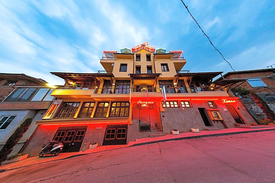 Family Hotel Ogi