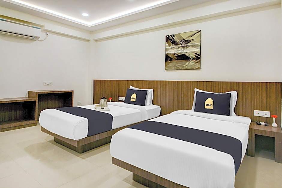 Kzar Select by Fabhotel – Calcutta, LA