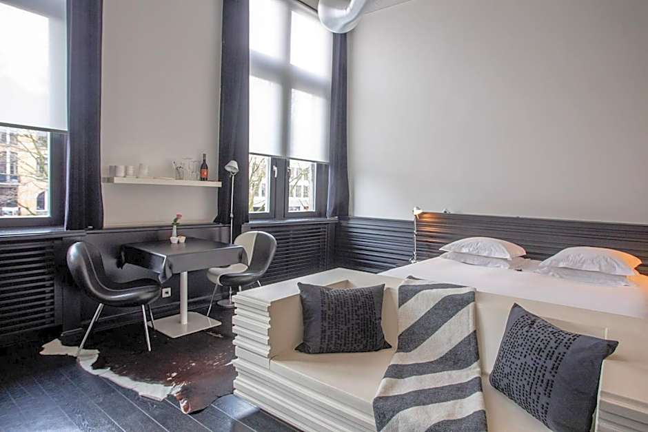 Suites Feek – Antwerp, DC