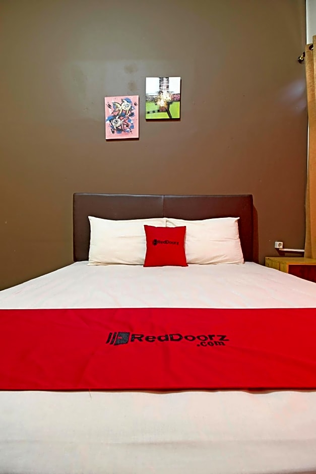 RedDoorz near Pojok Beteng Prawirotaman