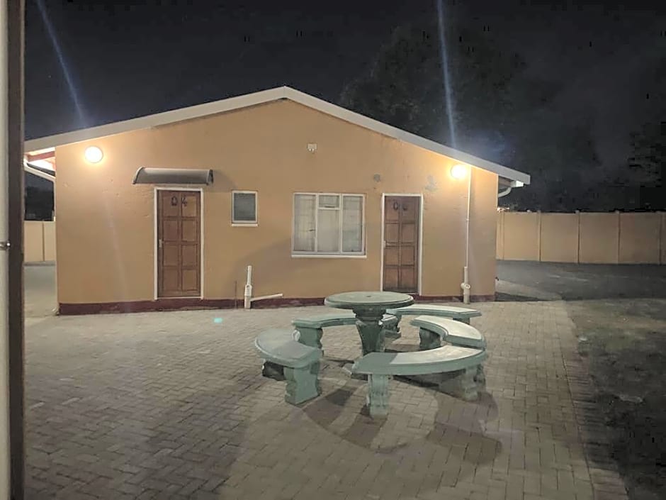 Pale Bohemia Bed And Breakfast