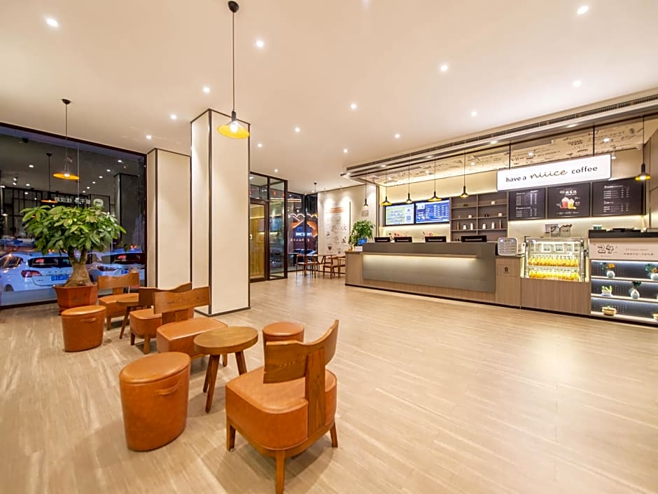 Hanting Hotel Dalian Nanshidao Street