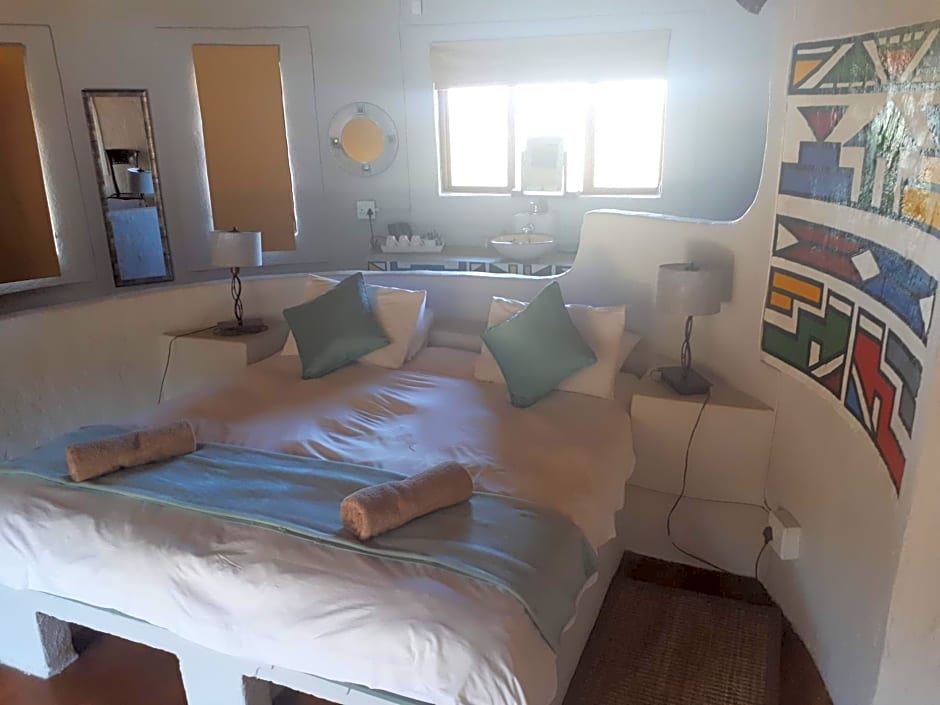 KweKwe Private Game Lodge