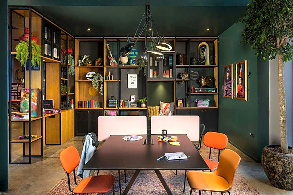 Moxy Glasgow Merchant City