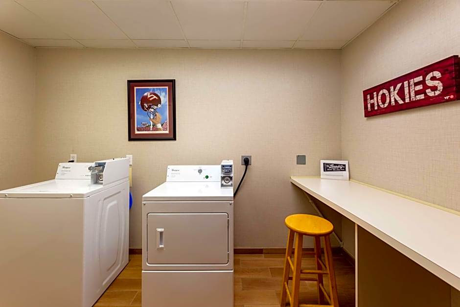 Hampton Inn By Hilton Christiansburg/Blacksburg