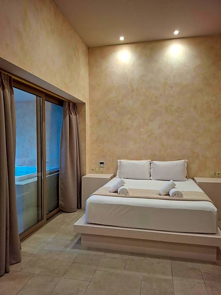 Mani Luxury Suites and Studios in Gytheio with Private Pools