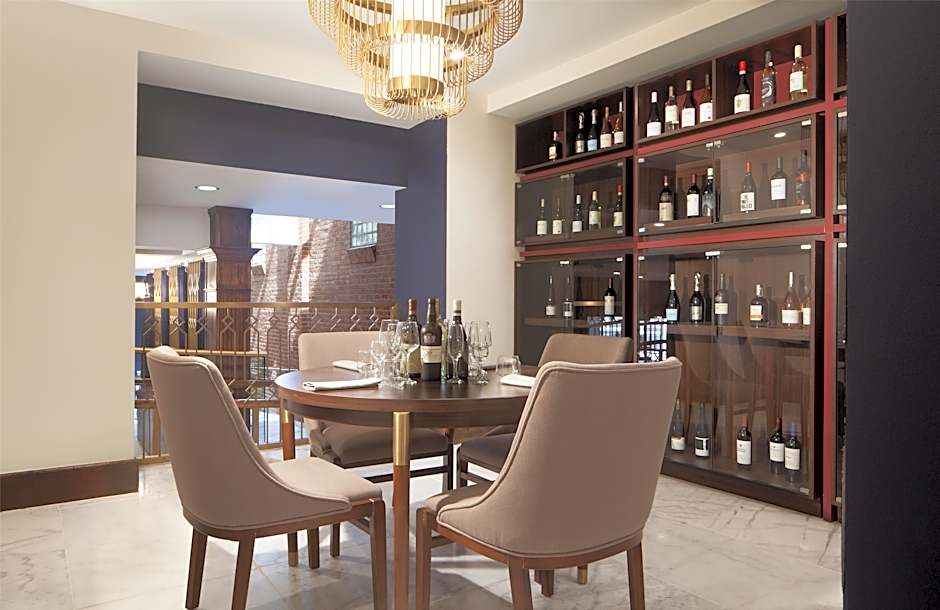 Hotel Royer Urbana, Tapestry Collection By Hilton