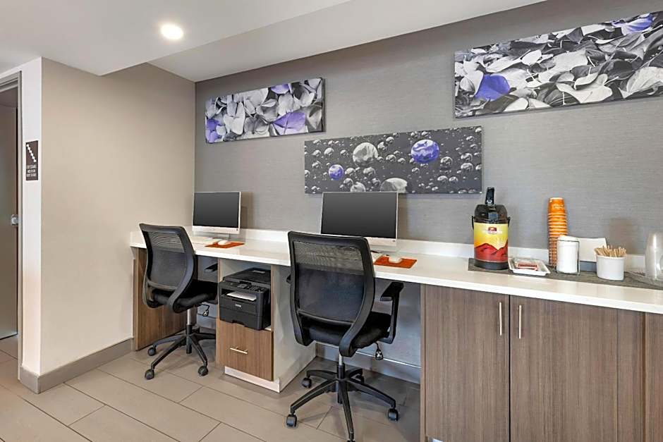 MainStay Suites Oak Brook Terrace - Chicago