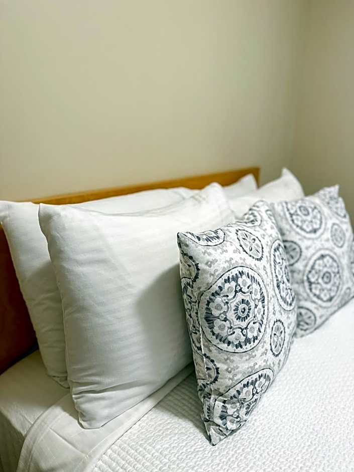 Oasis by the Bay Vacation Suites