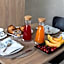 10 Catalani Rooms