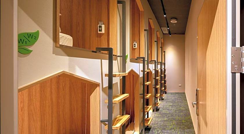 CHO Stay Capsule Hotel (Taoyuan Airport T2)