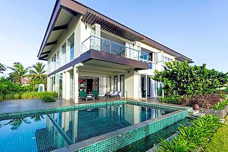 Three Bedroom Pool Beach Villa