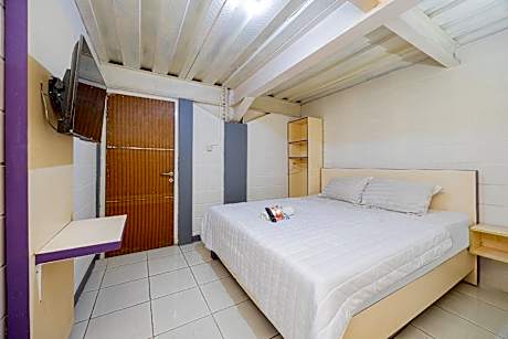 Simple Hotel Bogor RedPartner