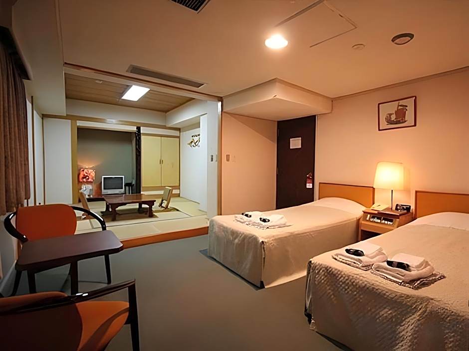 Okinawa Sunplaza Hotel
