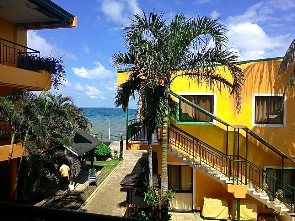 Marvin's Seaside Inn