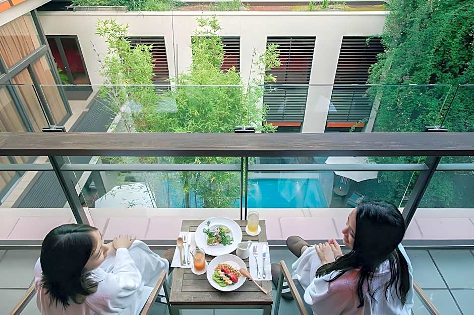 With The Style Fukuoka Hotel