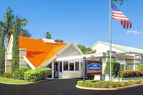 Howard Johnson by Wyndham Vero Beach / Downtown