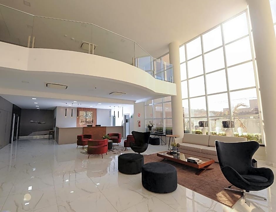 Bristol Infinity Hotel