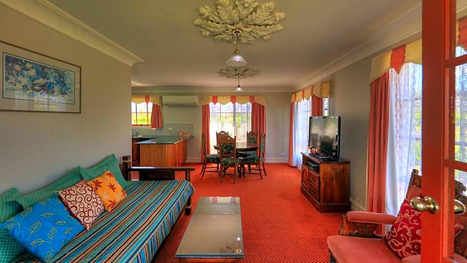 Hatchers Richmond Manor