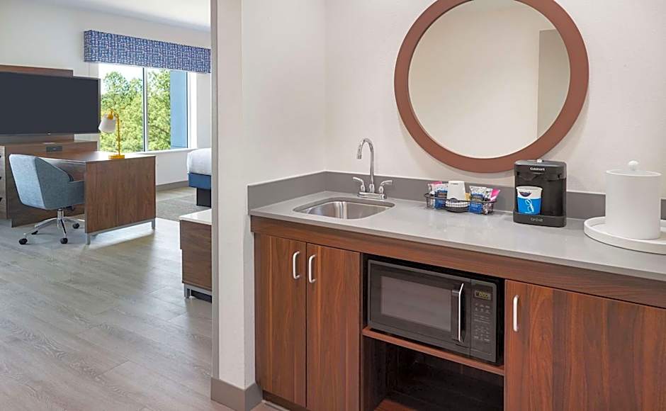 Hampton Inn & Suites Fultondale Birmingham I 65, AL