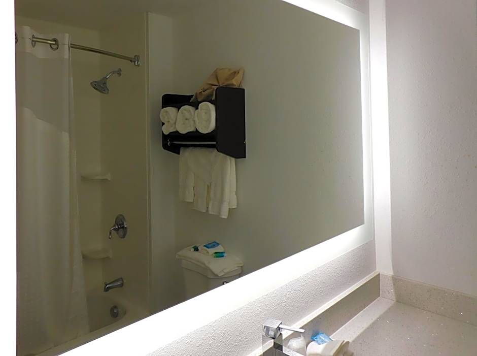 Holiday Inn Express Coventry S - West Warwick Area By IHG