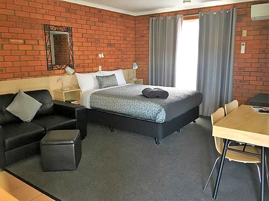 Shannon Motor Inn