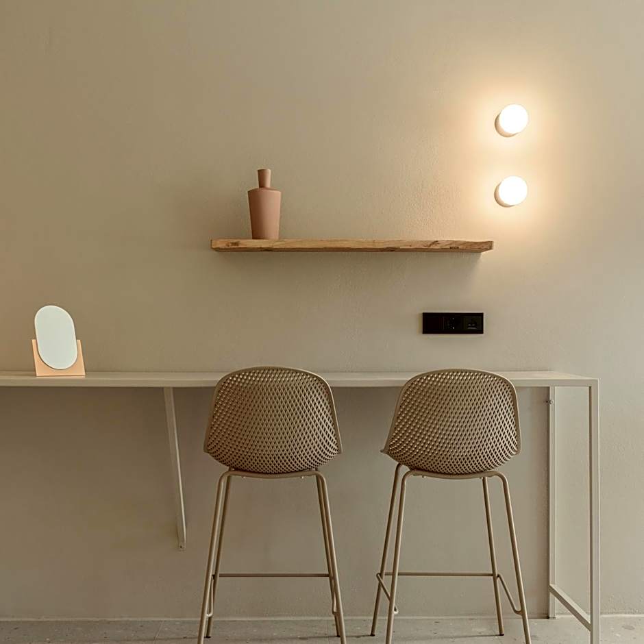 NERĒA Boutique Hotel