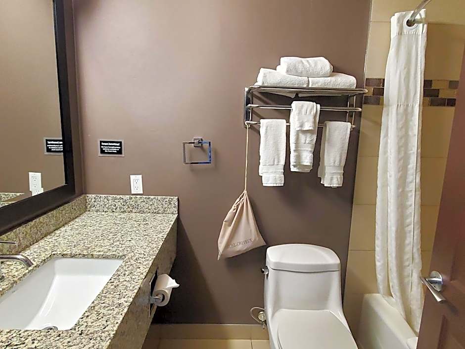 Best Western Plus Fox Creek