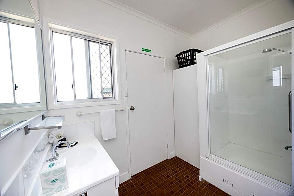 Forster Holiday Village