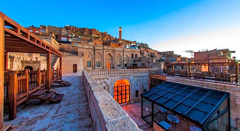 Mardius Tarihi Konak